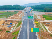 (28.4) Thông xe 88 km cao tốc dự án thành phần Quảng Ngãi - Hoài Nhơn, tạm thời chưa thu phí